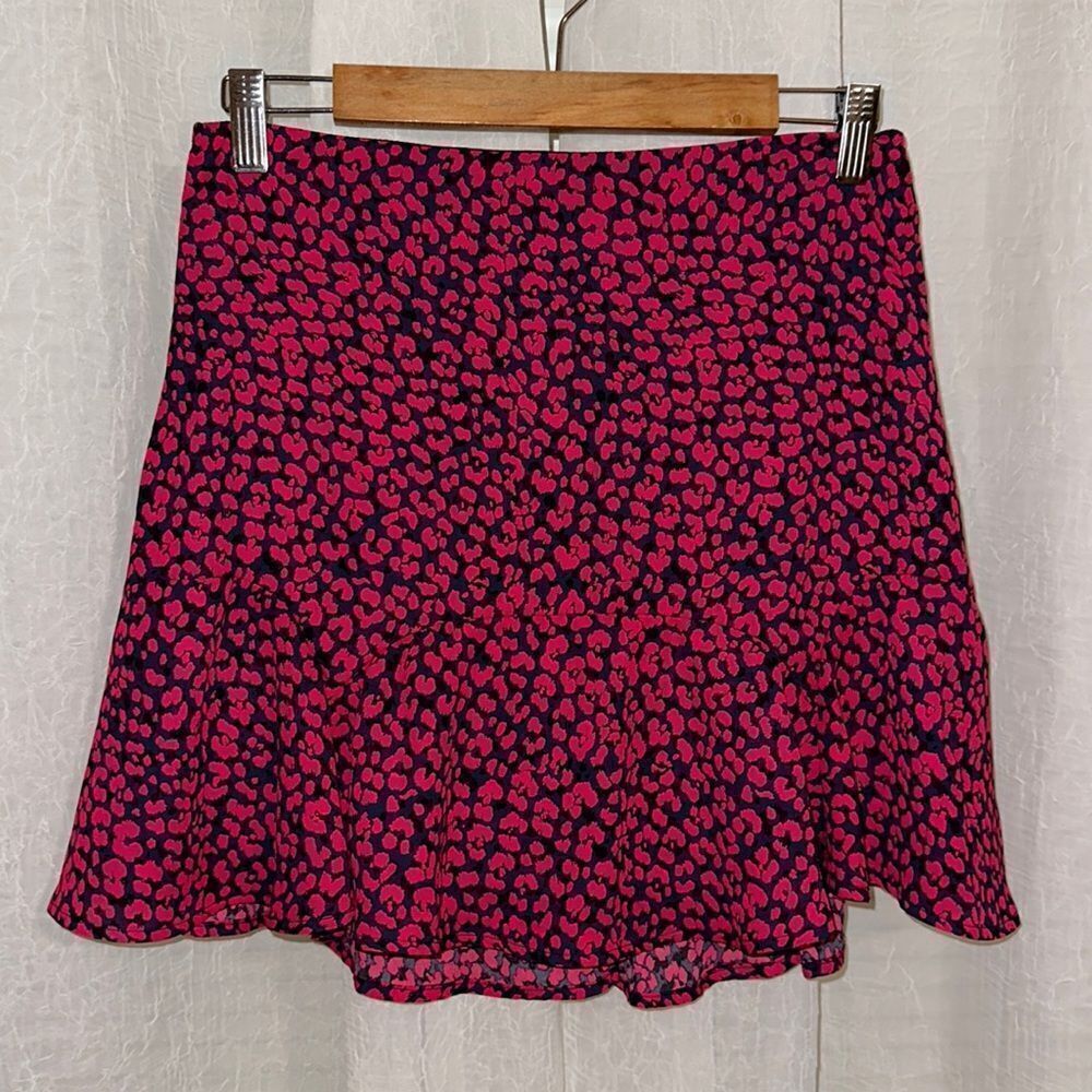 francesca’s M mi ami Godet Pink Animal Print Ruffle Inset Hem Mini Skirt